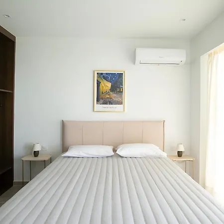 Mairyloy Luxury Apartamento *
